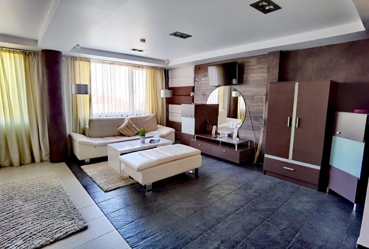 Hotel Acktion Shumen Exterior photo